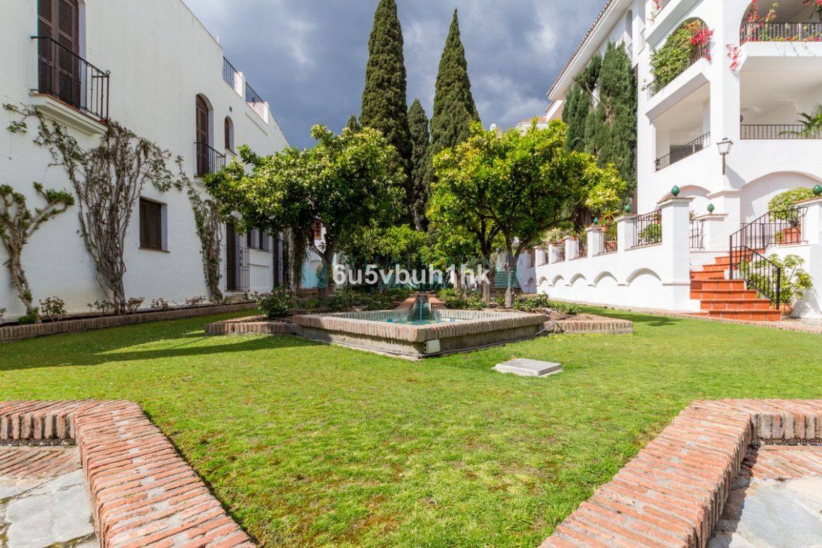 Apartment for sale in Marbella Golden Mile
