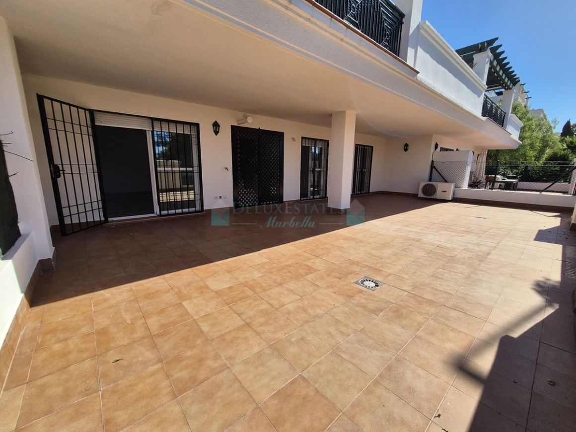 Ground Floor Apartment for sale in Nueva Andalucia