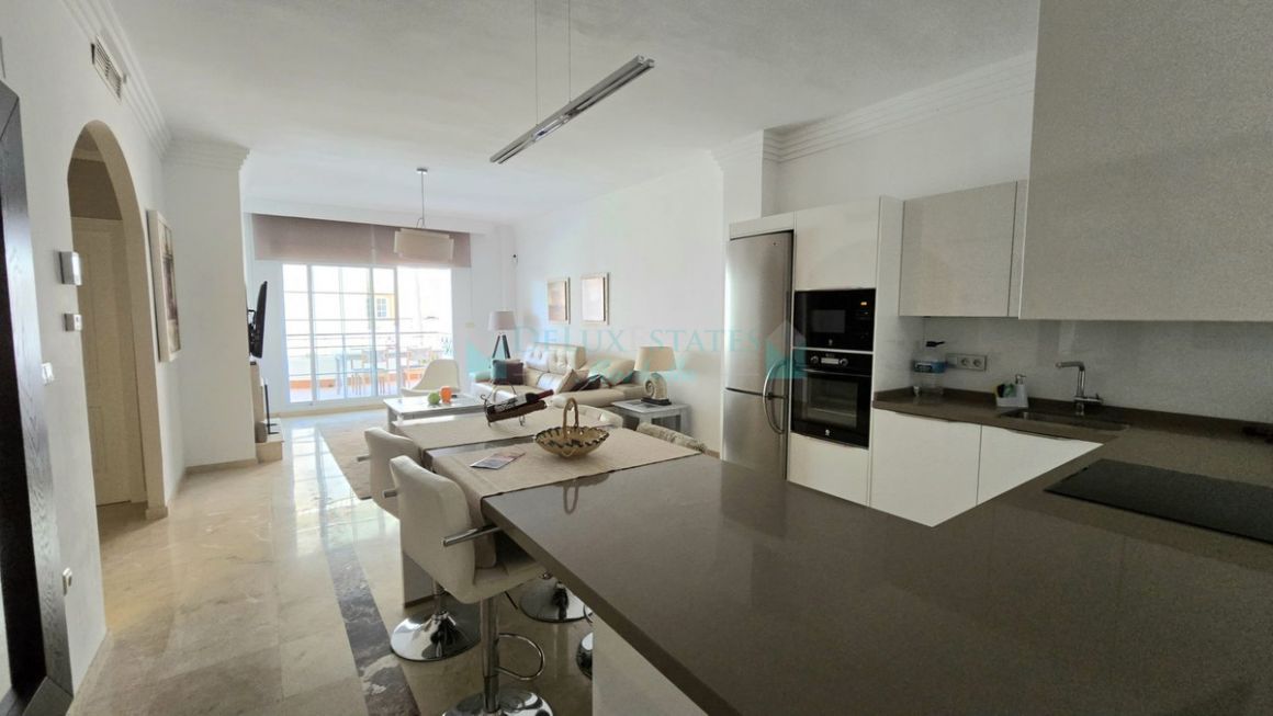 Apartment in Aloha, Nueva Andalucia