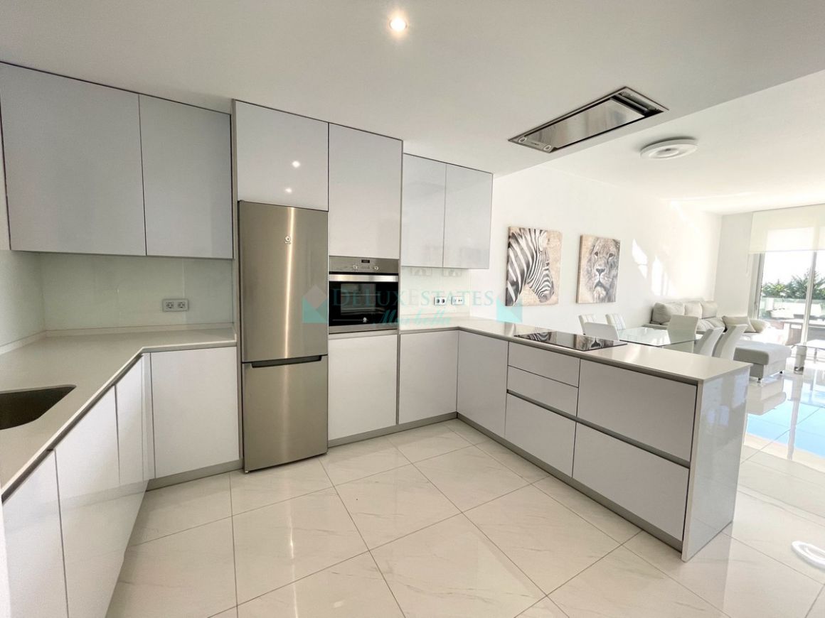Apartment for rent in Bel Air, Estepona