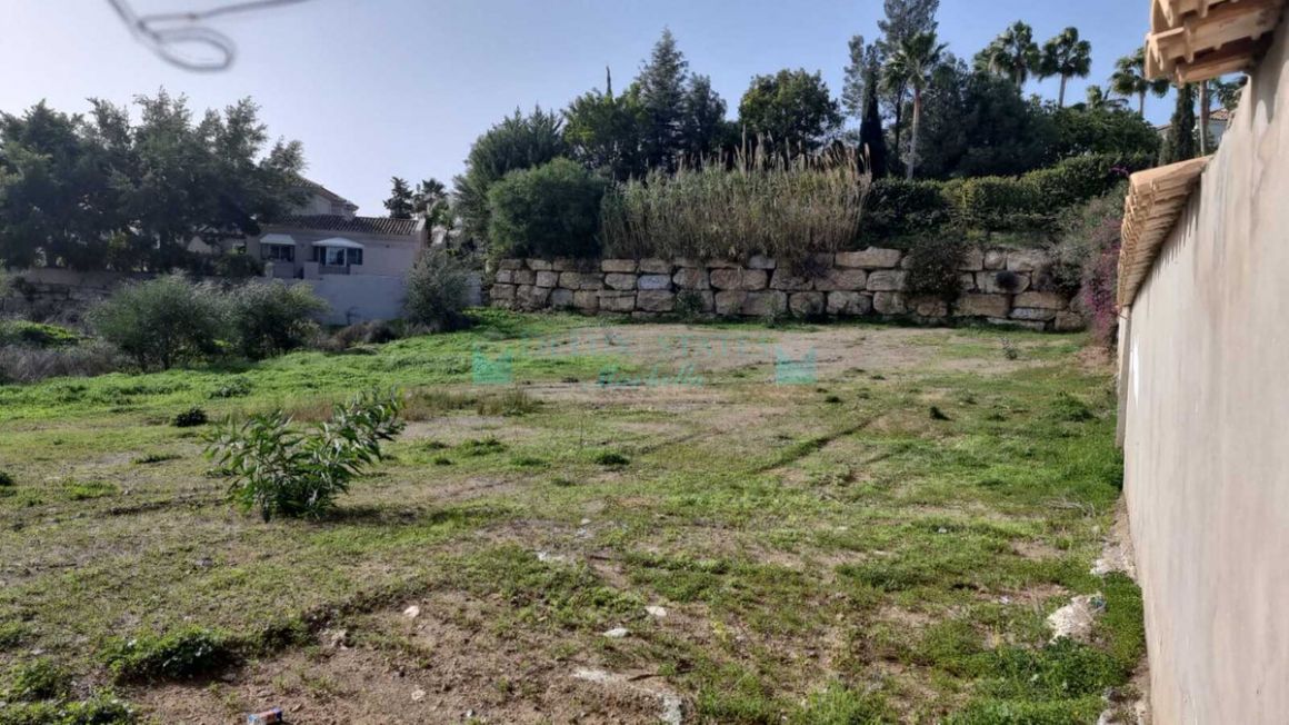 Residential Plot for sale in Benahavis