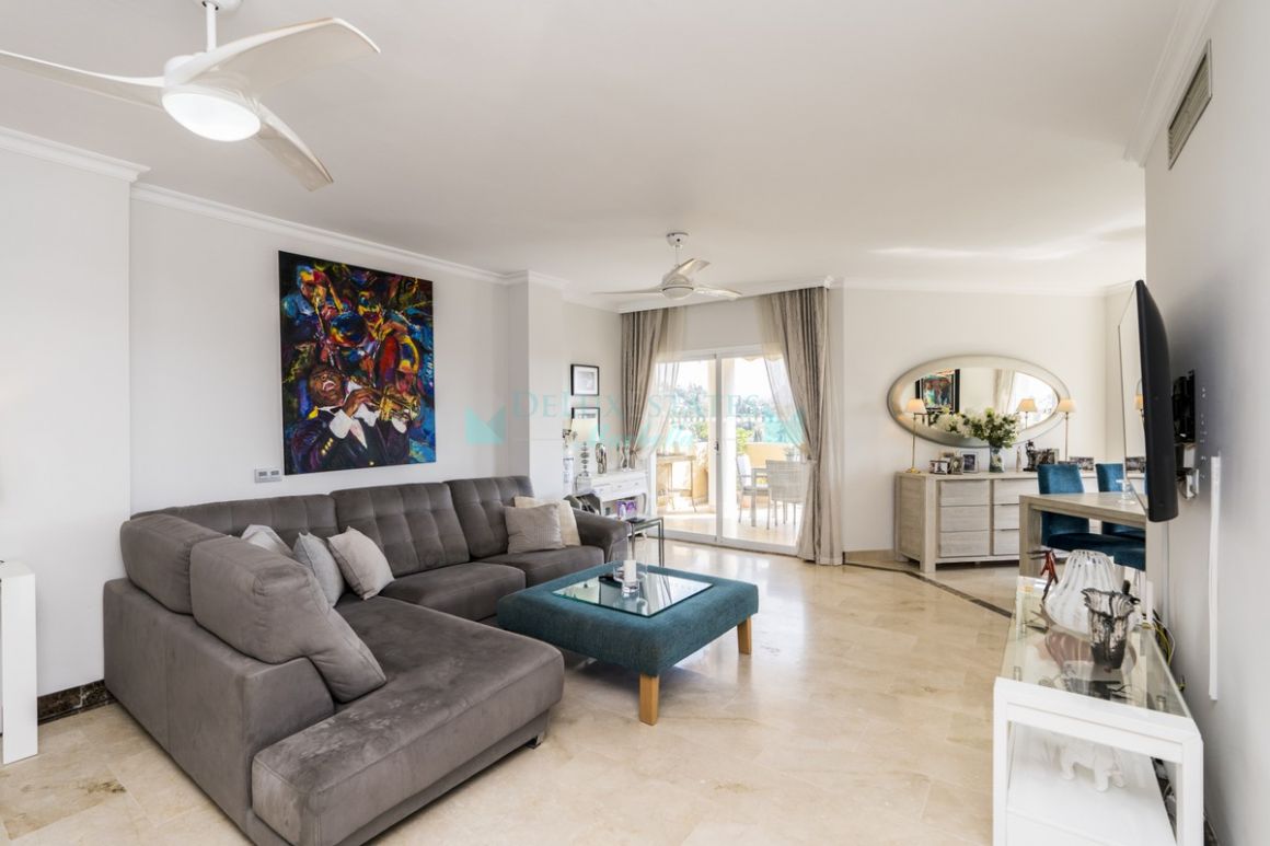 Penthouse for sale in Bel Air, Estepona