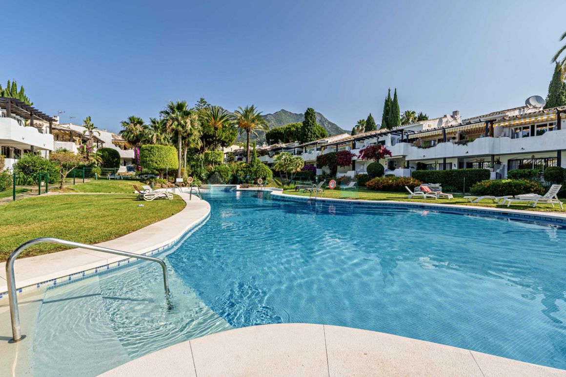 Ground Floor Apartment for sale in Sierra Blanca, Marbella Golden Mile
