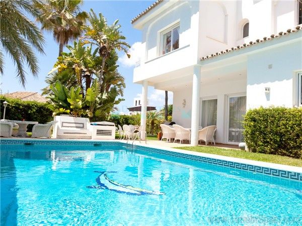 Villa for rent in Marbella