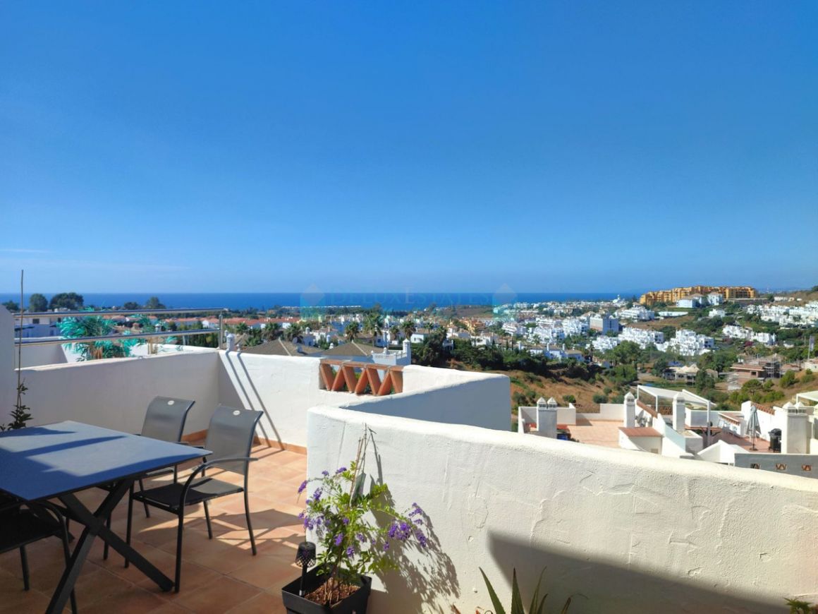 Penthouse for sale in Estepona