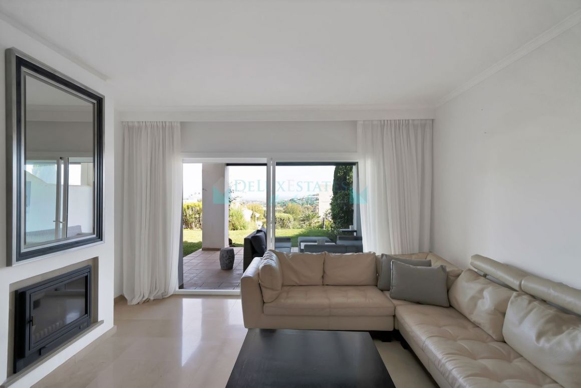 Ground Floor Apartment in Nueva Andalucia
