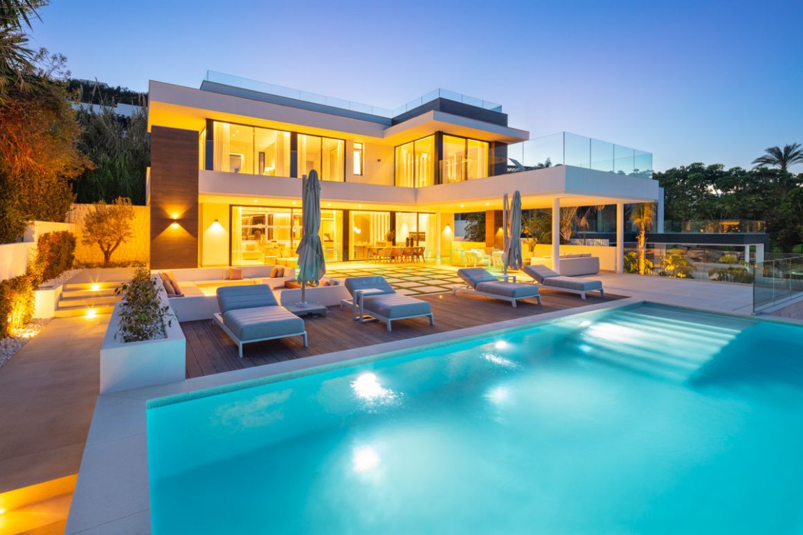 Villa en venta en Las Brisas, Nueva Andalucia