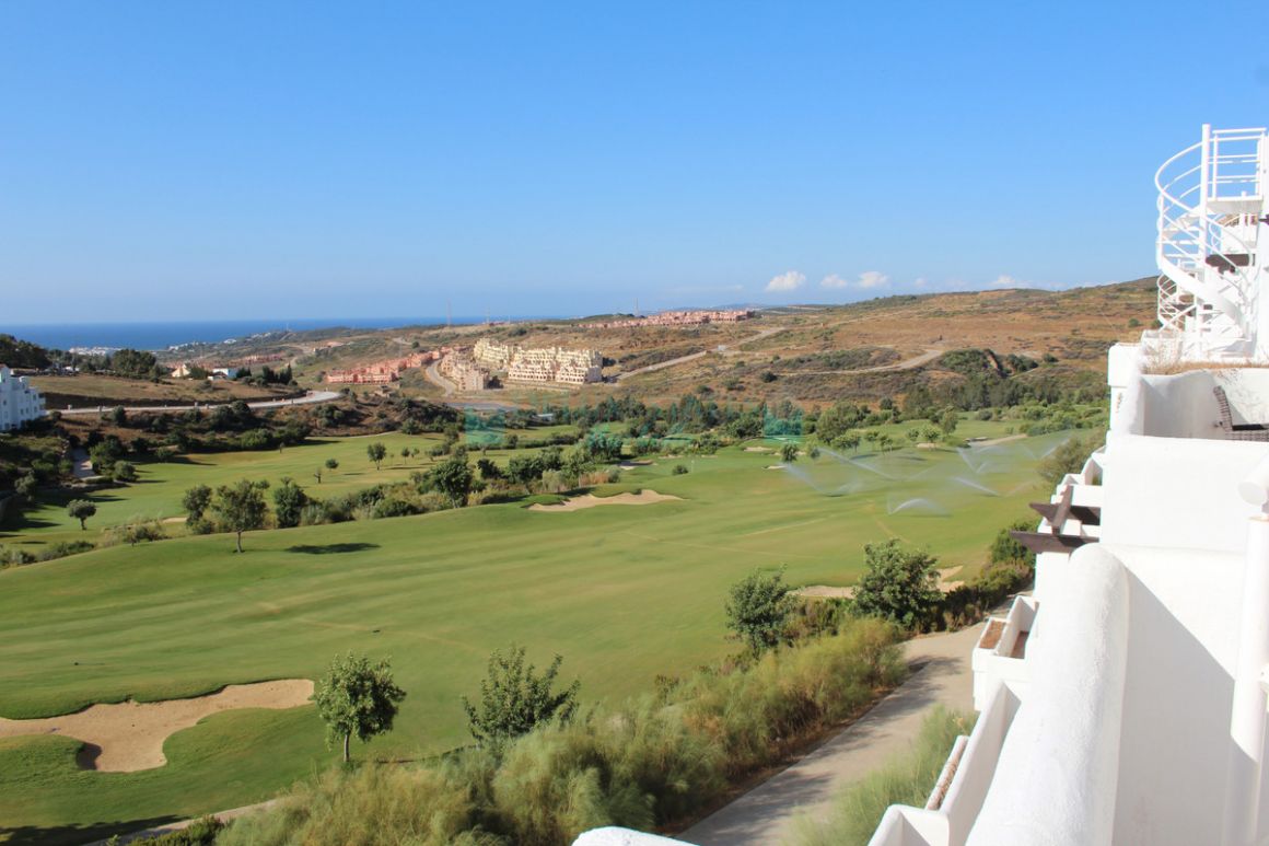 Penthouse for sale in Estepona