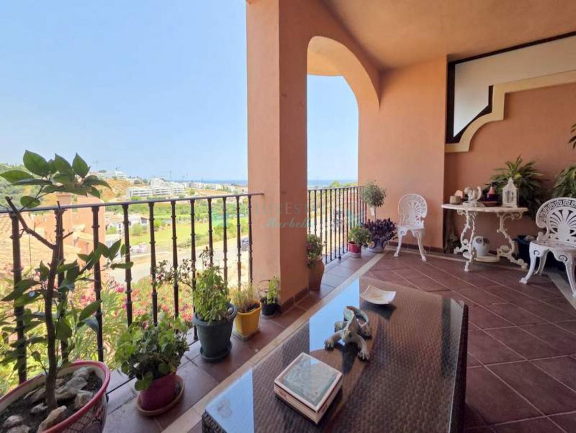 Town House for sale in Estepona