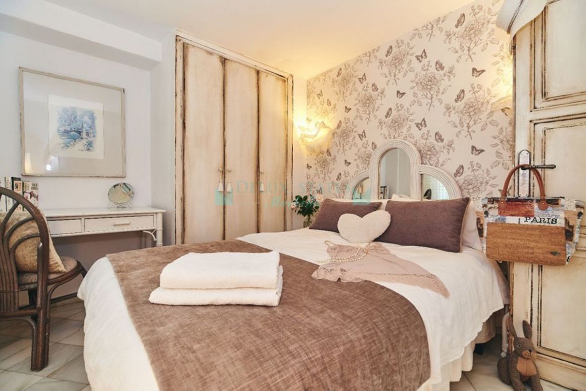Ground Floor Apartment for sale in Artola, Marbella East