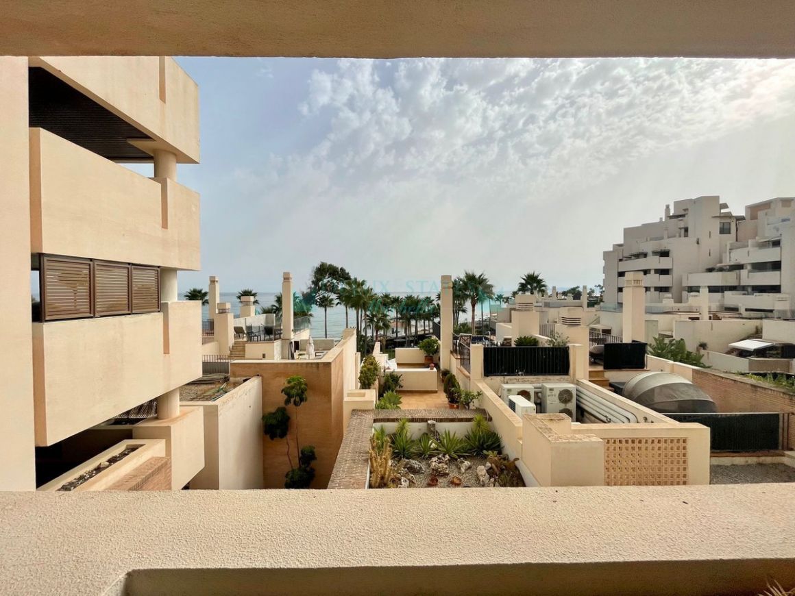 Apartment for sale in Estepona