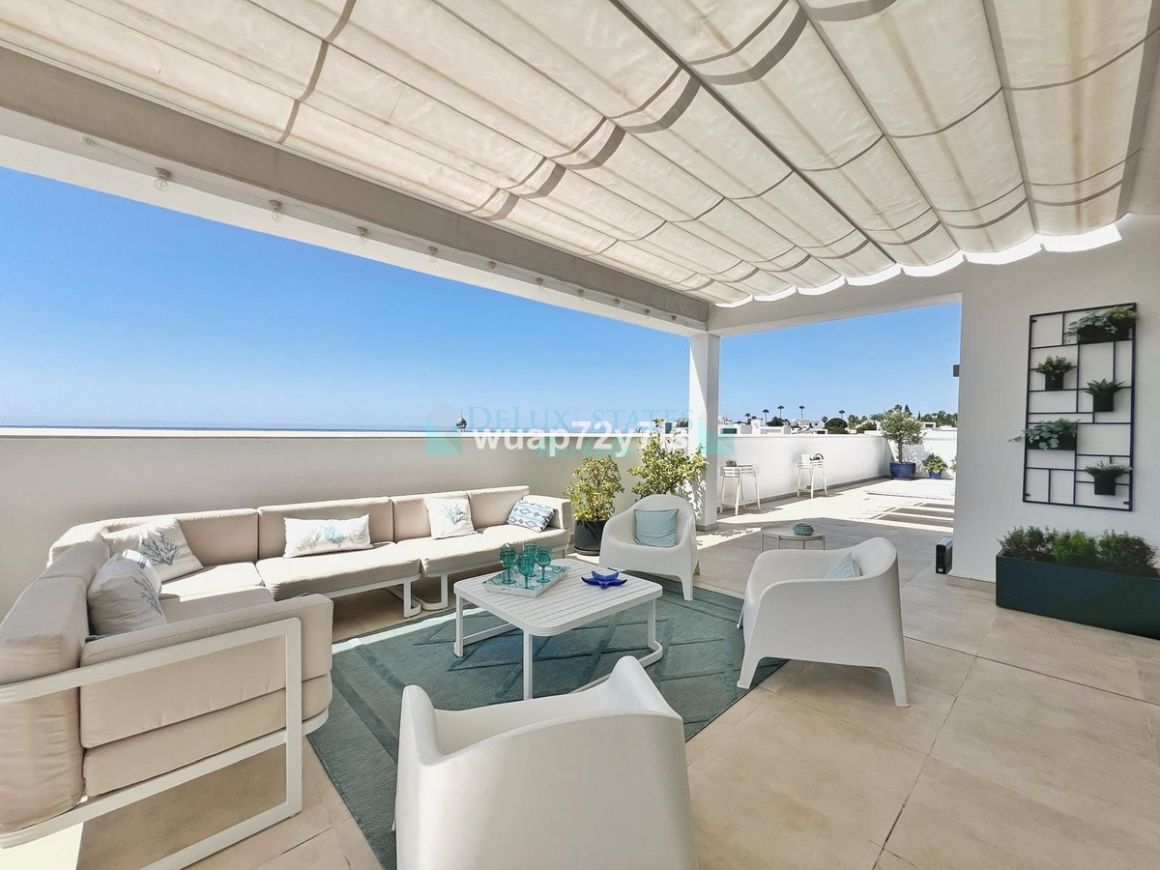 Penthouse for sale in Estepona