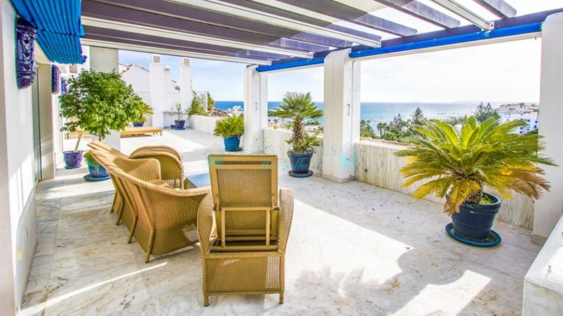 Penthouse for sale in Marbella - Puerto Banus