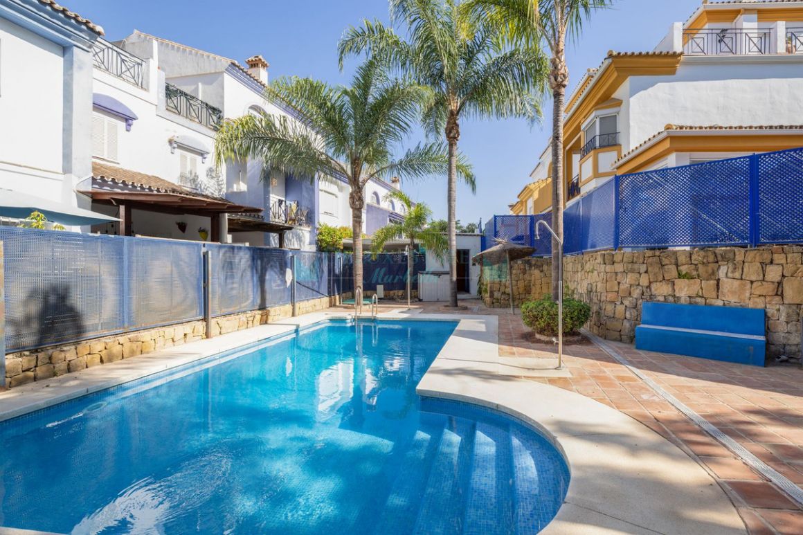 Town House for sale in San Pedro de Alcantara