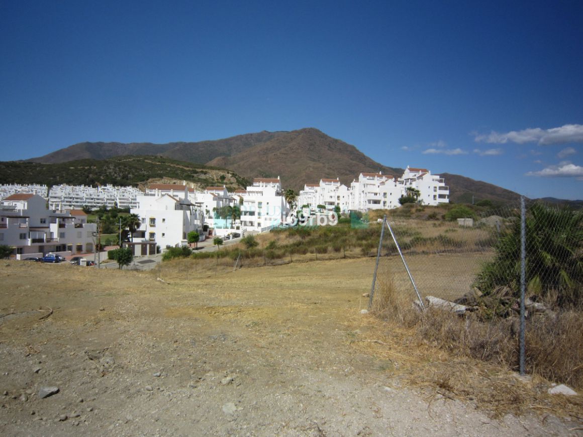 Residential Plot for sale in Estepona