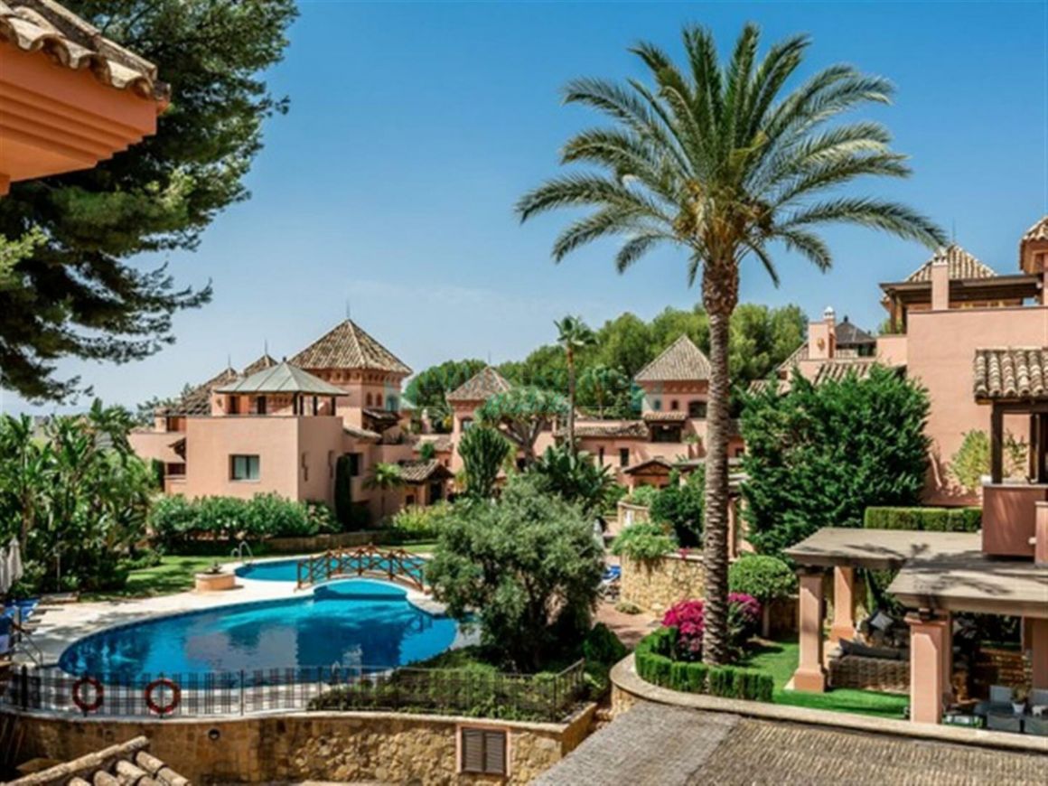 Semi Detached Villa for sale in Sierra Blanca, Marbella Golden Mile