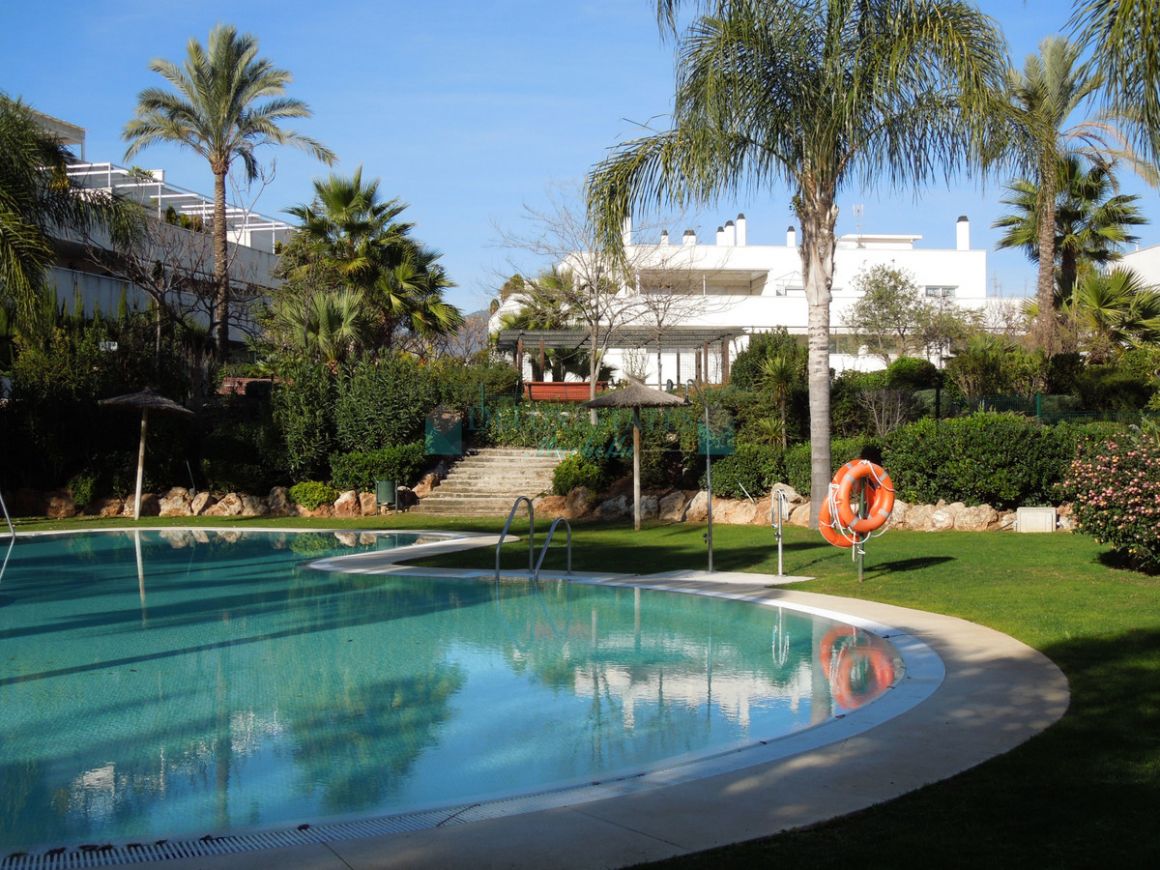 Penthouse for sale in Nueva Andalucia