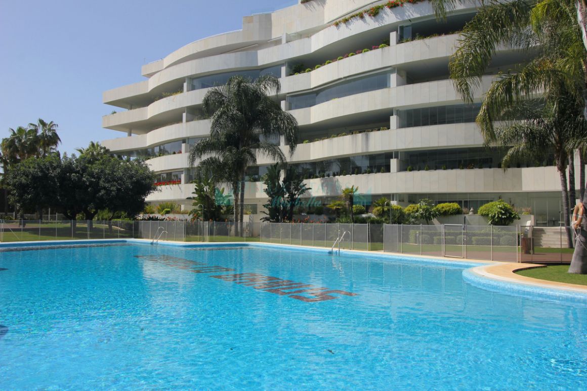 Penthouse for sale in Marbella - Puerto Banus