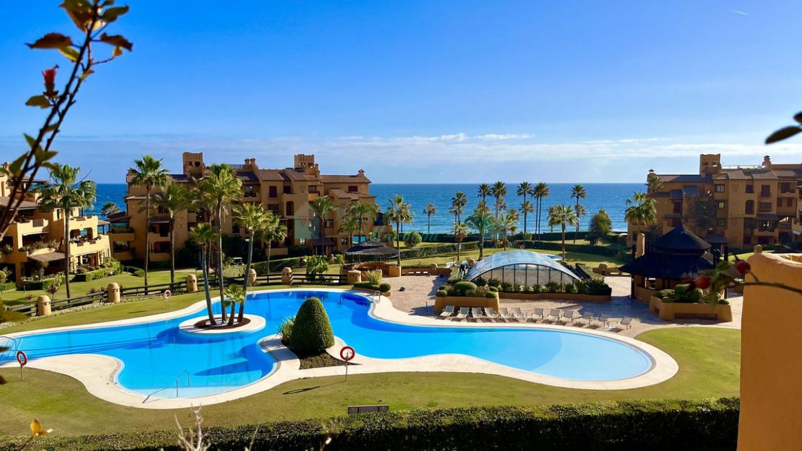 Apartment for sale in New Golden Mile, Estepona