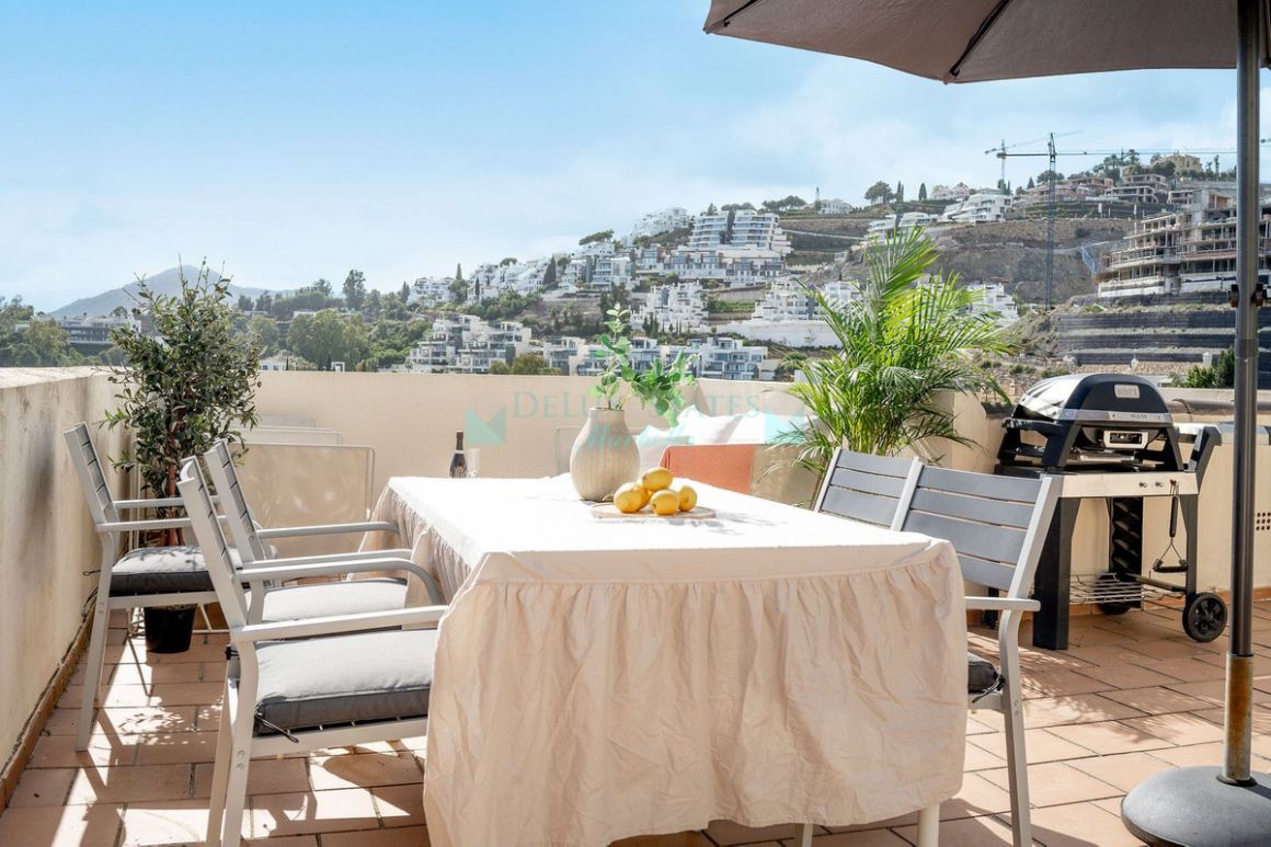 Penthouse for sale in La Quinta, Benahavis