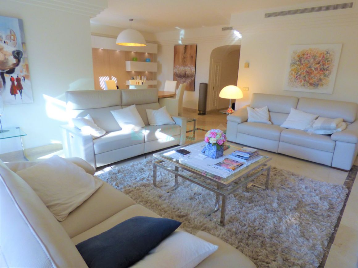 Ground Floor Apartment for sale in Nueva Andalucia