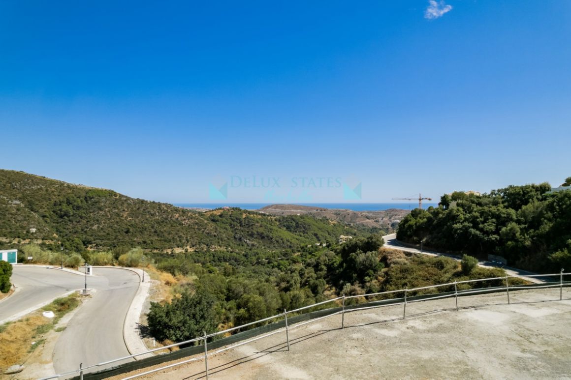 Residential Plot for sale in Benahavis