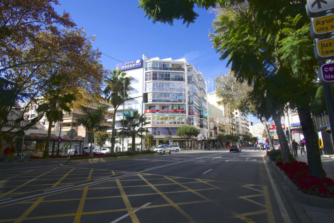 Office for sale in Marbella