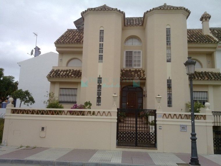 Town House for sale in San Pedro de Alcantara