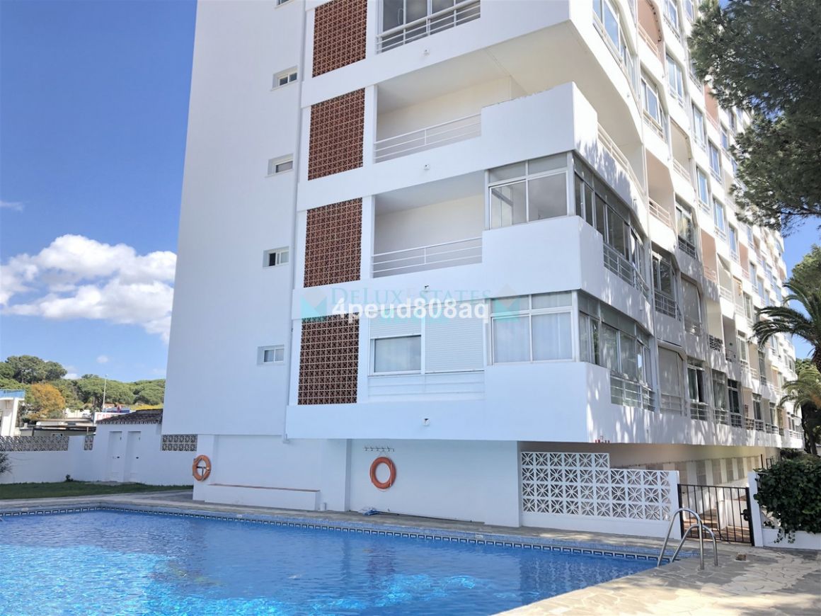 Studio for sale in Costabella, Marbella East