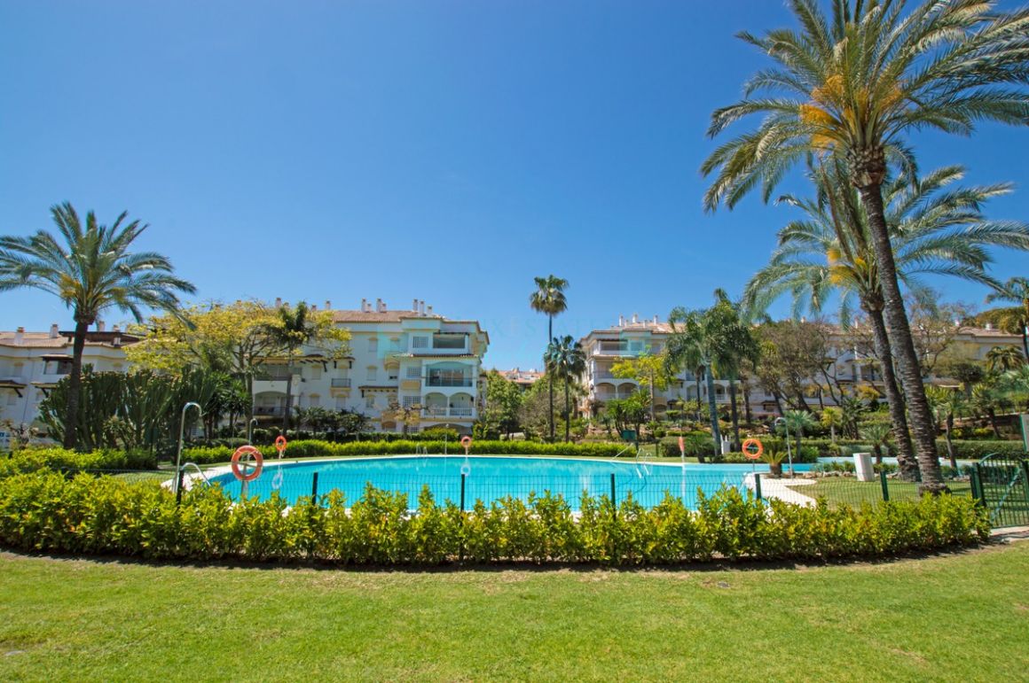 Ground Floor Apartment for sale in Nagüeles, Marbella Golden Mile