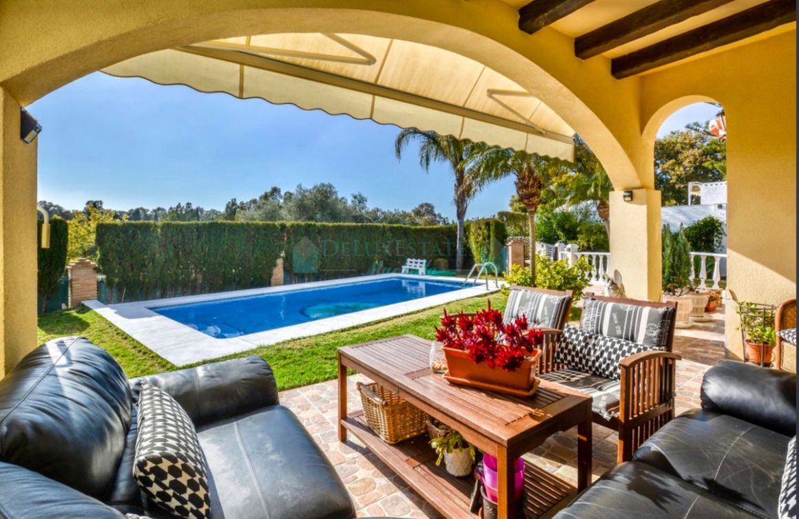 Villa for sale in Elviria, Marbella East