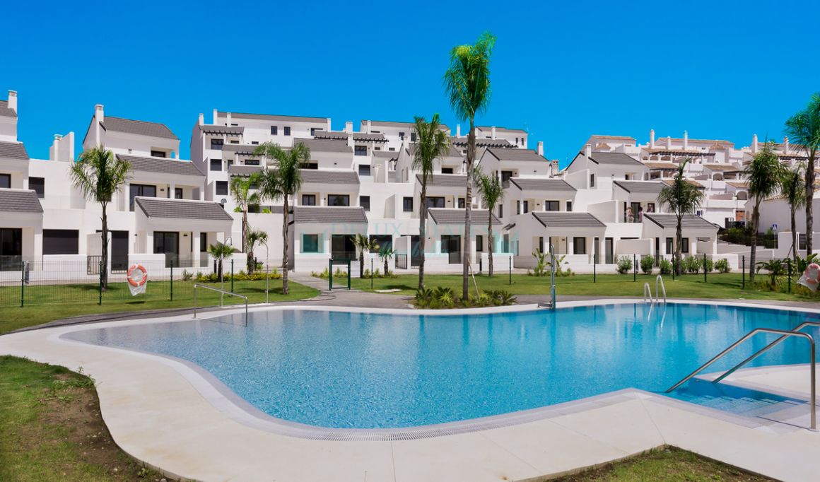 Ground Floor Apartment for sale in Estepona