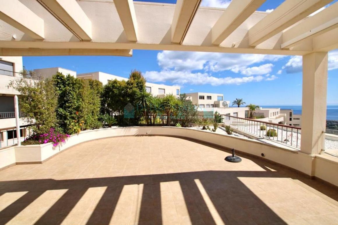 Penthouse for sale in Los Altos de los Monteros, Marbella East