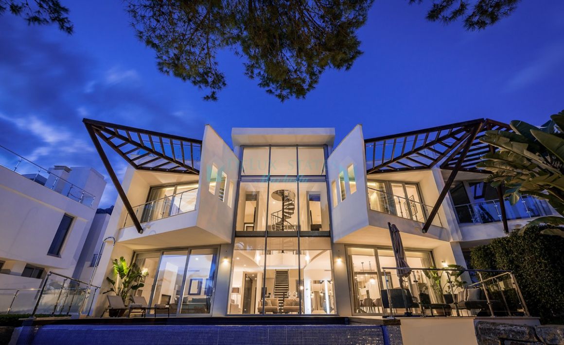 Villa for sale in Sierra Blanca, Marbella Golden Mile
