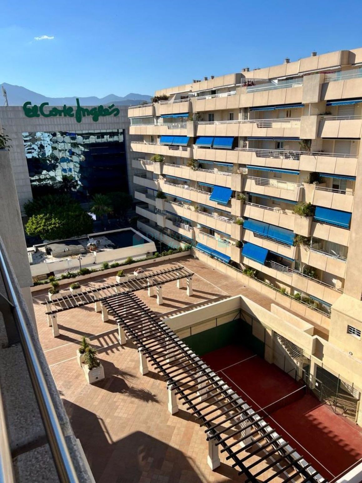 Penthouse for sale in Marbella - Puerto Banus