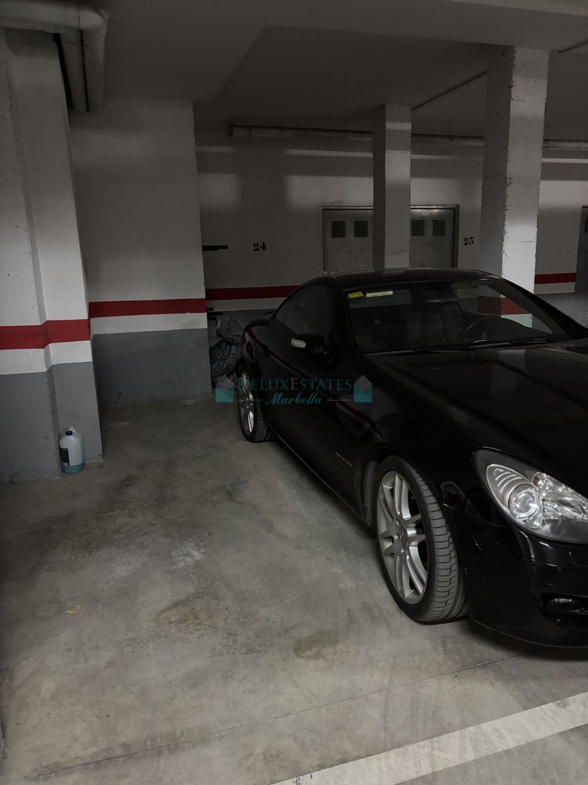 Parking in Nueva Andalucia