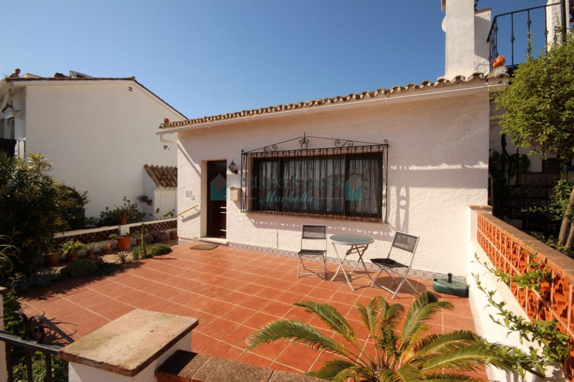 Semi Detached Villa for sale in Costabella, Marbella East