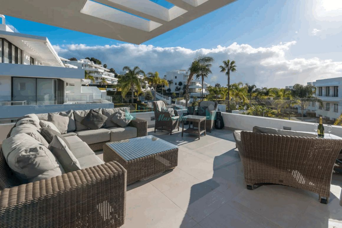 Penthouse for sale in Estepona