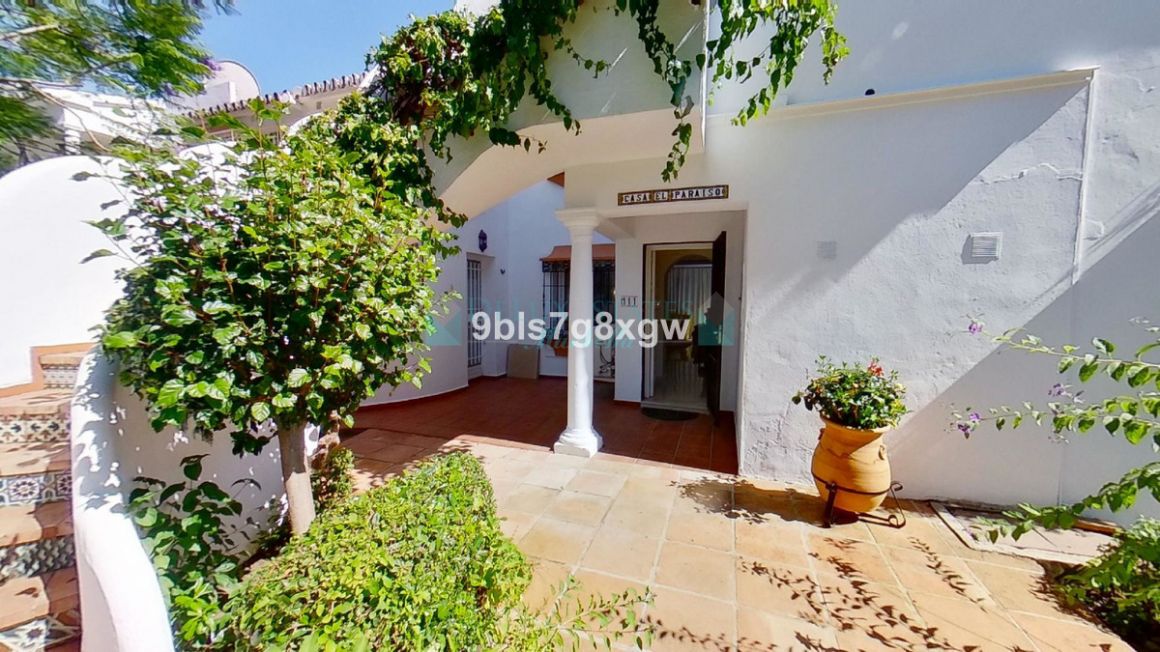Apartamento Planta Baja en Benavista, Estepona