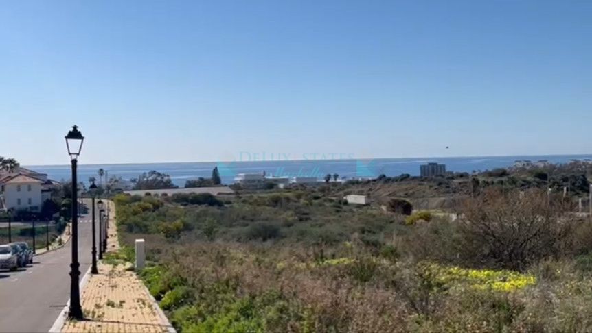 Plot for sale in Estepona