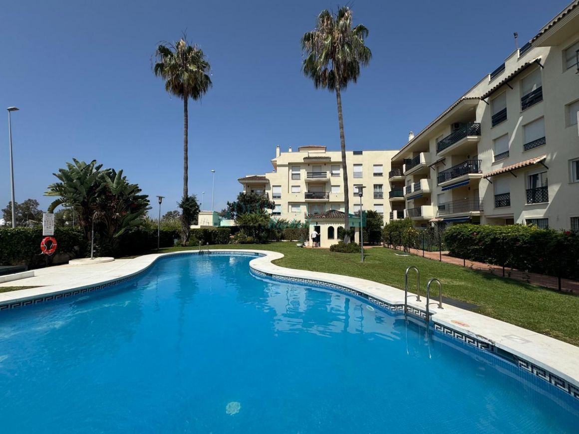 Penthouse for sale in Nueva Andalucia