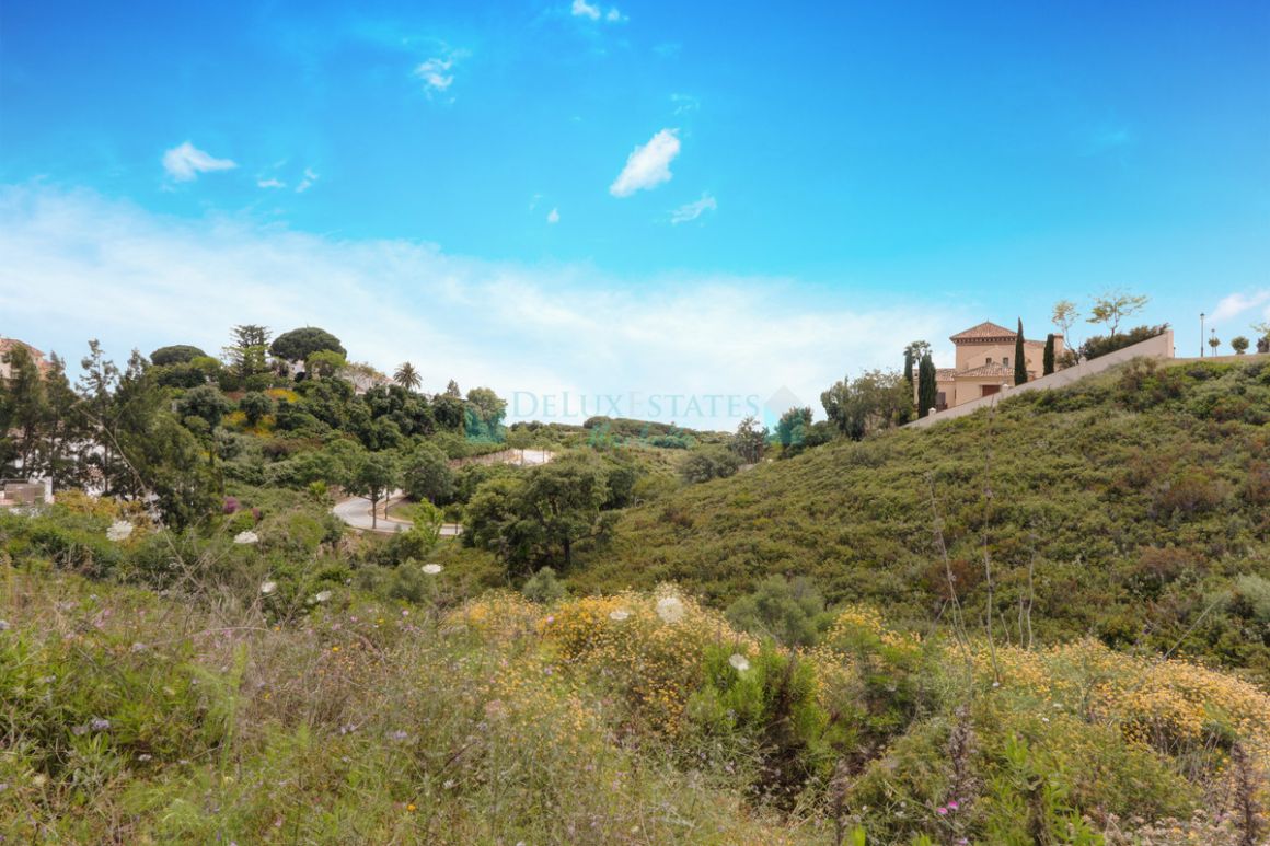 Residential Plot for sale in Elviria, Marbella East