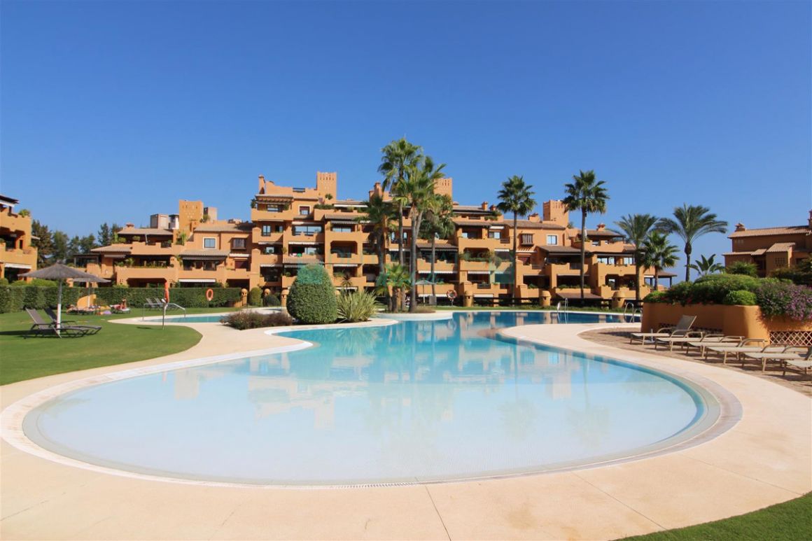 Apartment in New Golden Mile, Estepona