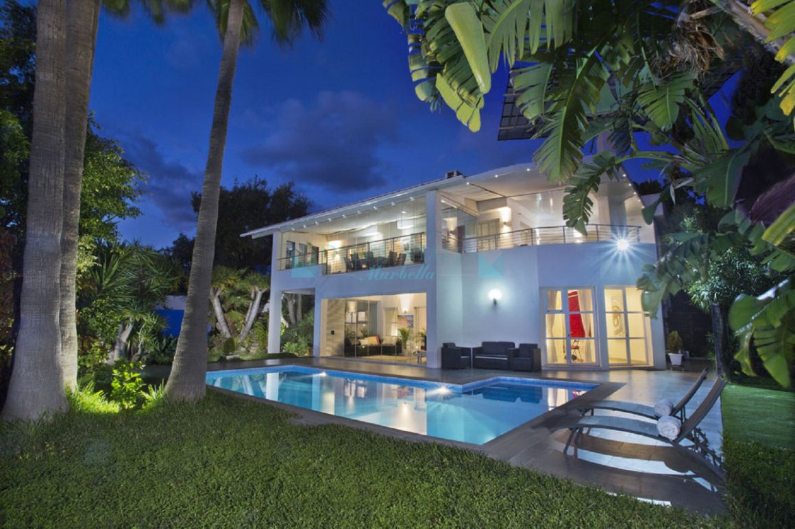 Villa for sale in Elviria, Marbella East
