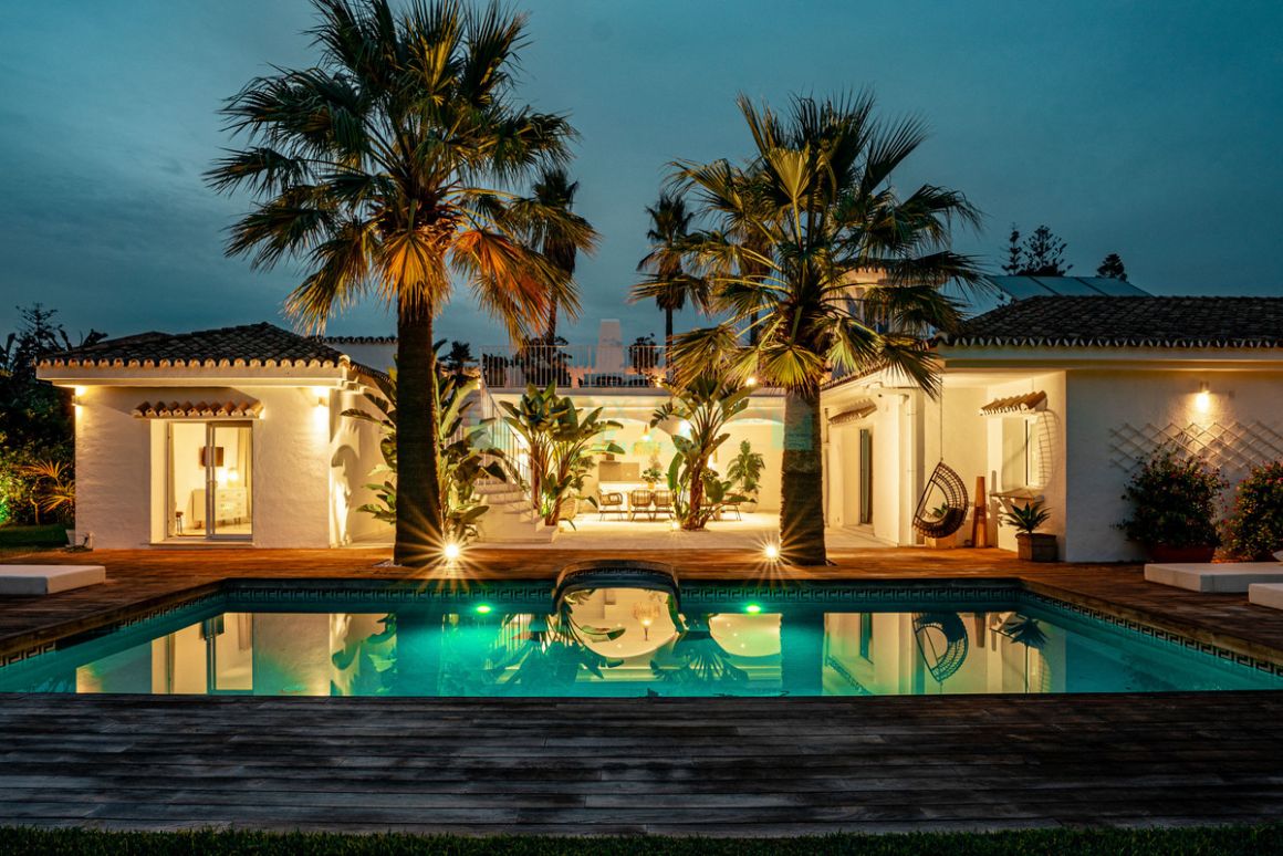 Villa en venta en  Carib Playa, Marbella Este