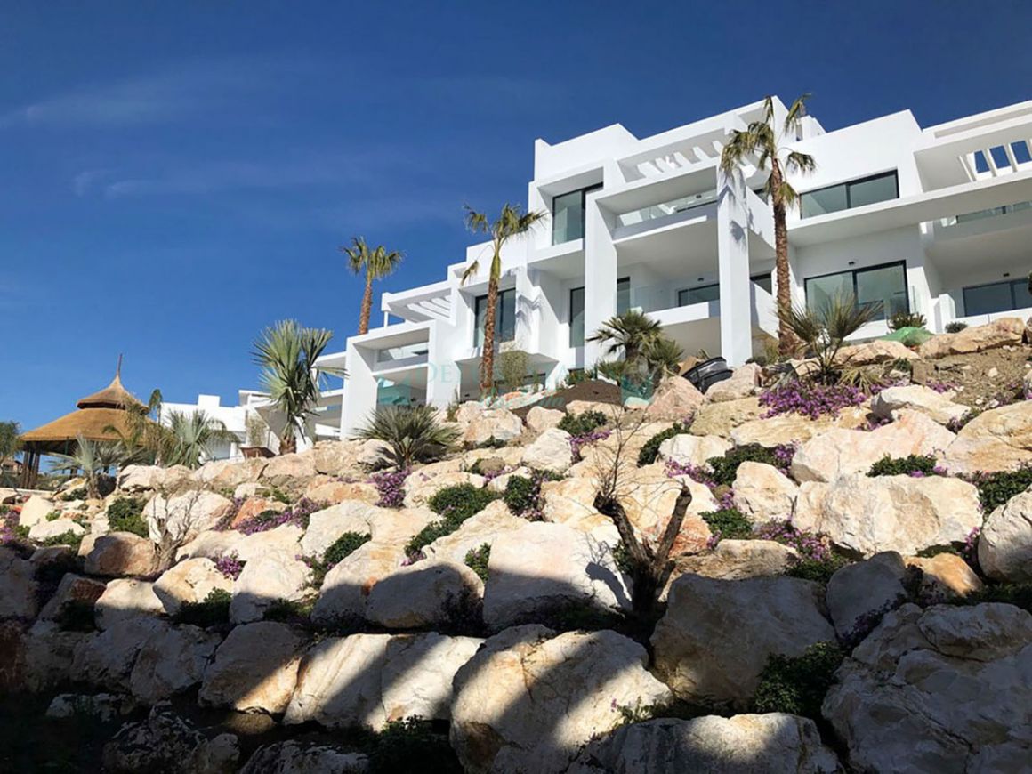 Apartment for rent in Atalaya, Estepona