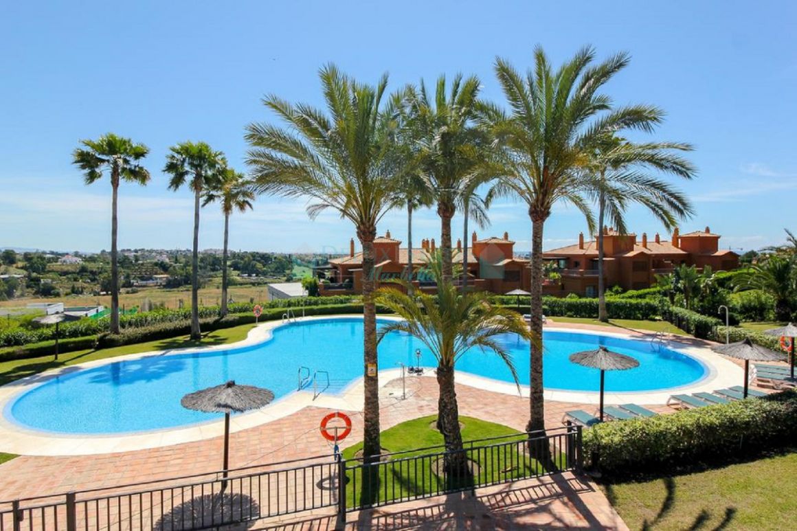 Penthouse for sale in Benahavis