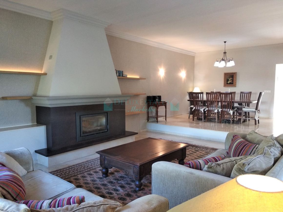 Villa for rent in El Paraiso, Estepona