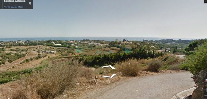 Plot for sale in Estepona