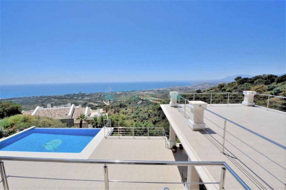 Villa for sale in Marbella